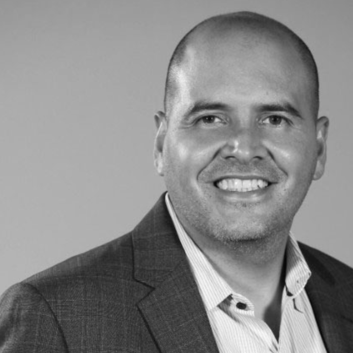 Dr. Antonio Corrales